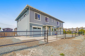 RJD Beachside Vacation Home A